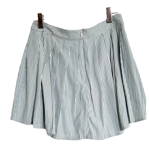 My Mum Made It Skort Sz XS Pleated Stripe Green Coquette Tennis Athleasure - Picture 1 of 5